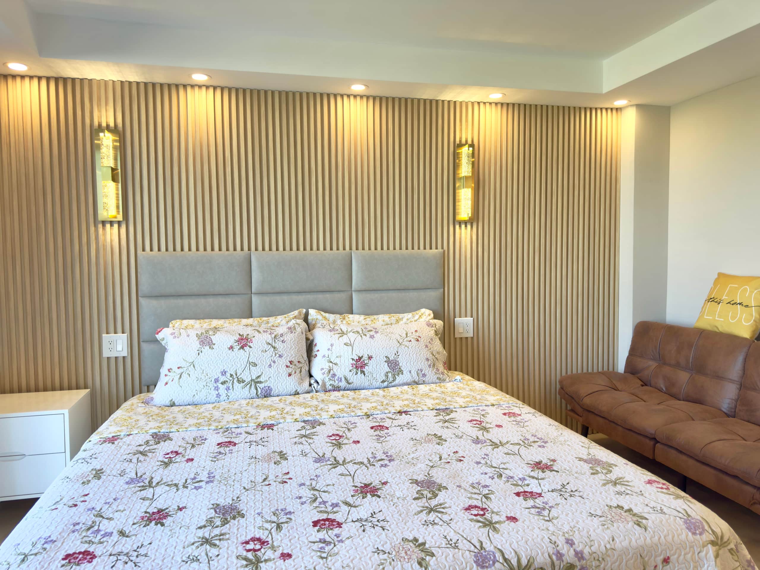 Condo in Honolulu · ★4.92 · Studio · 2 beds · 1 bath - Image 19