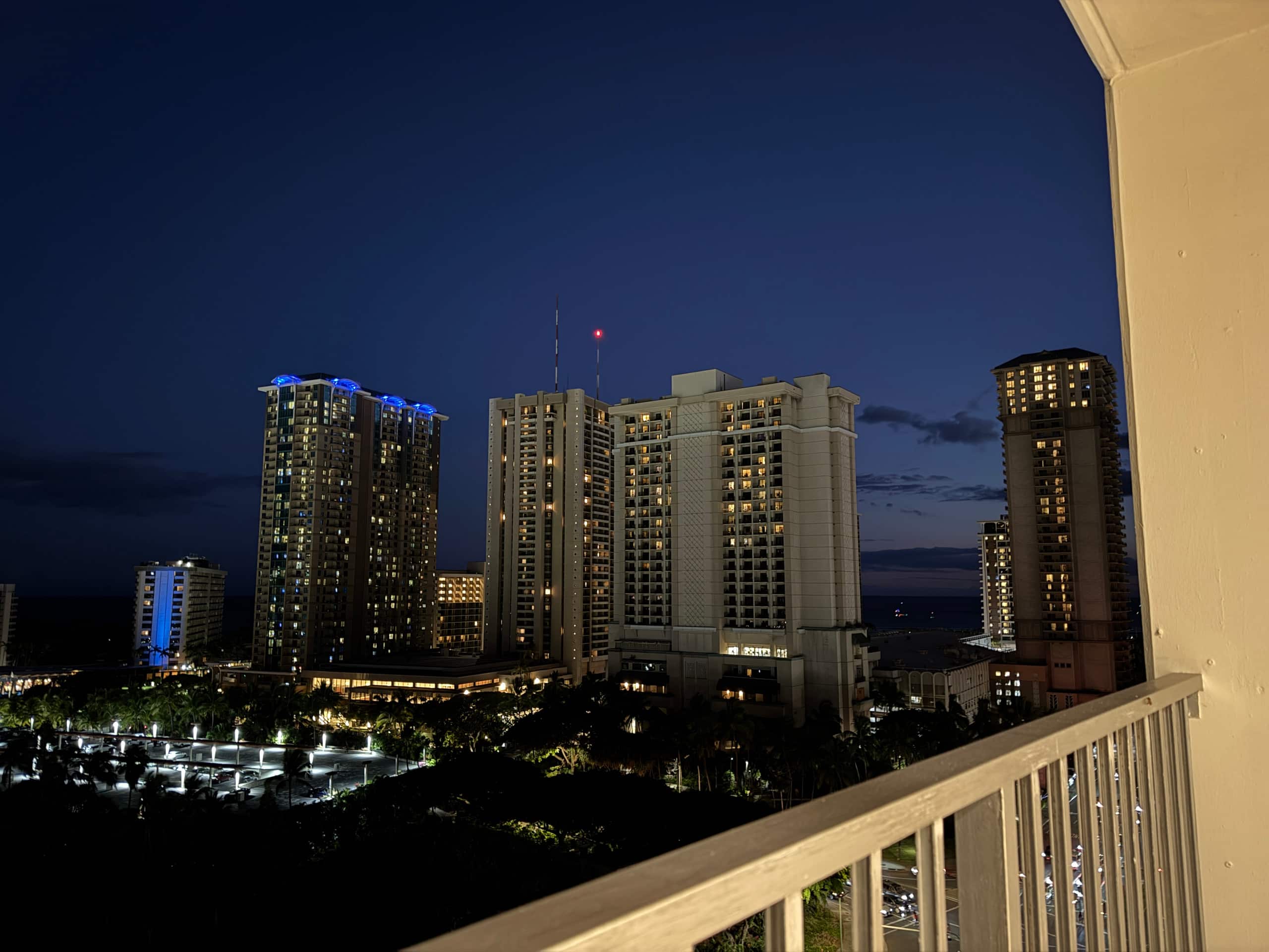 Condo in Honolulu · ★4.92 · Studio · 2 beds · 1 bath - Image 57