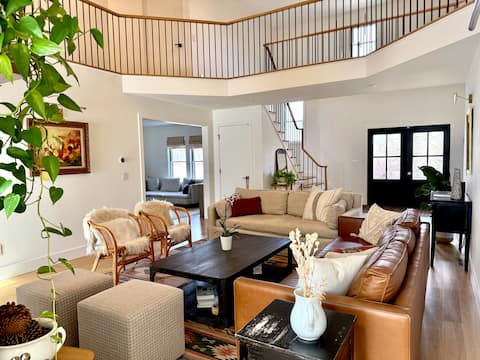 Modern Farmhouse: Pond, Barn near Rhinebeck/Hudson