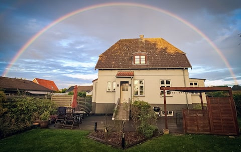 Cheerful family-friendly 3 bedroom villa
