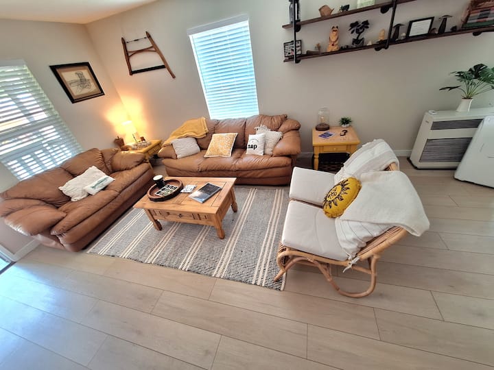Contemporary Mill Backup Power / High Speed Wifi! - McCloud, CA
