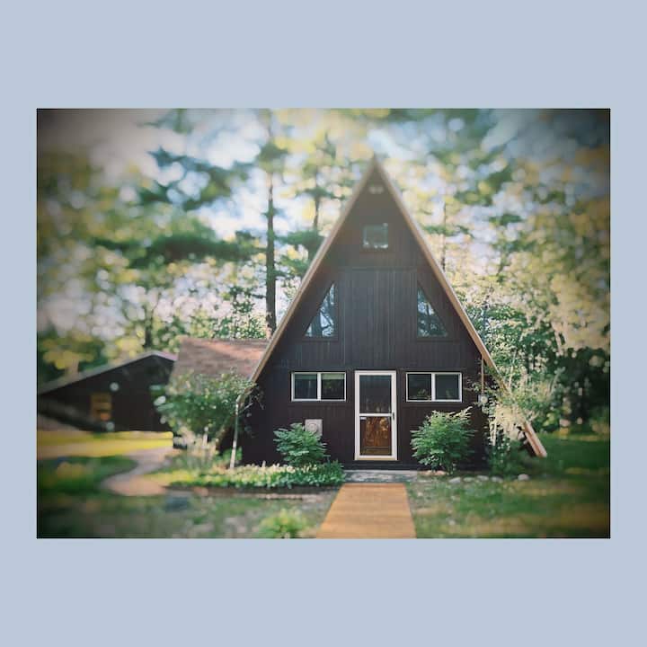 The Woodmoor Cabin • Log A-frame & Bunkhouse • - Michigan