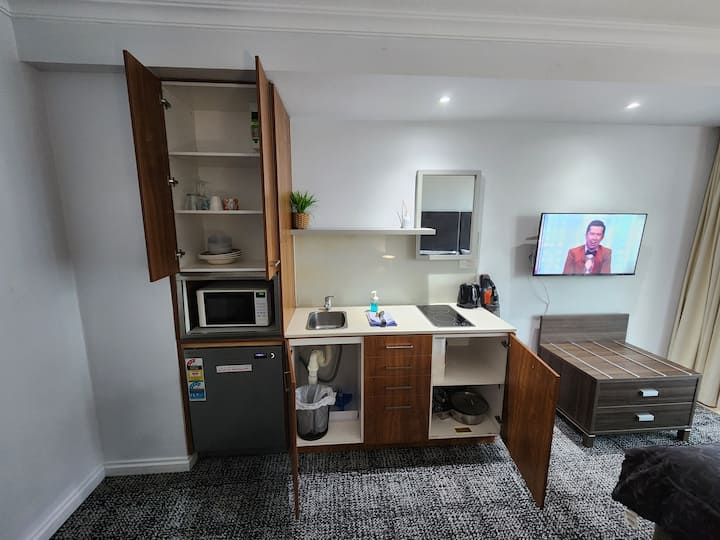Ocean View. Large Fridge, Washing Machine, Wi-fi - Surfers Paradise