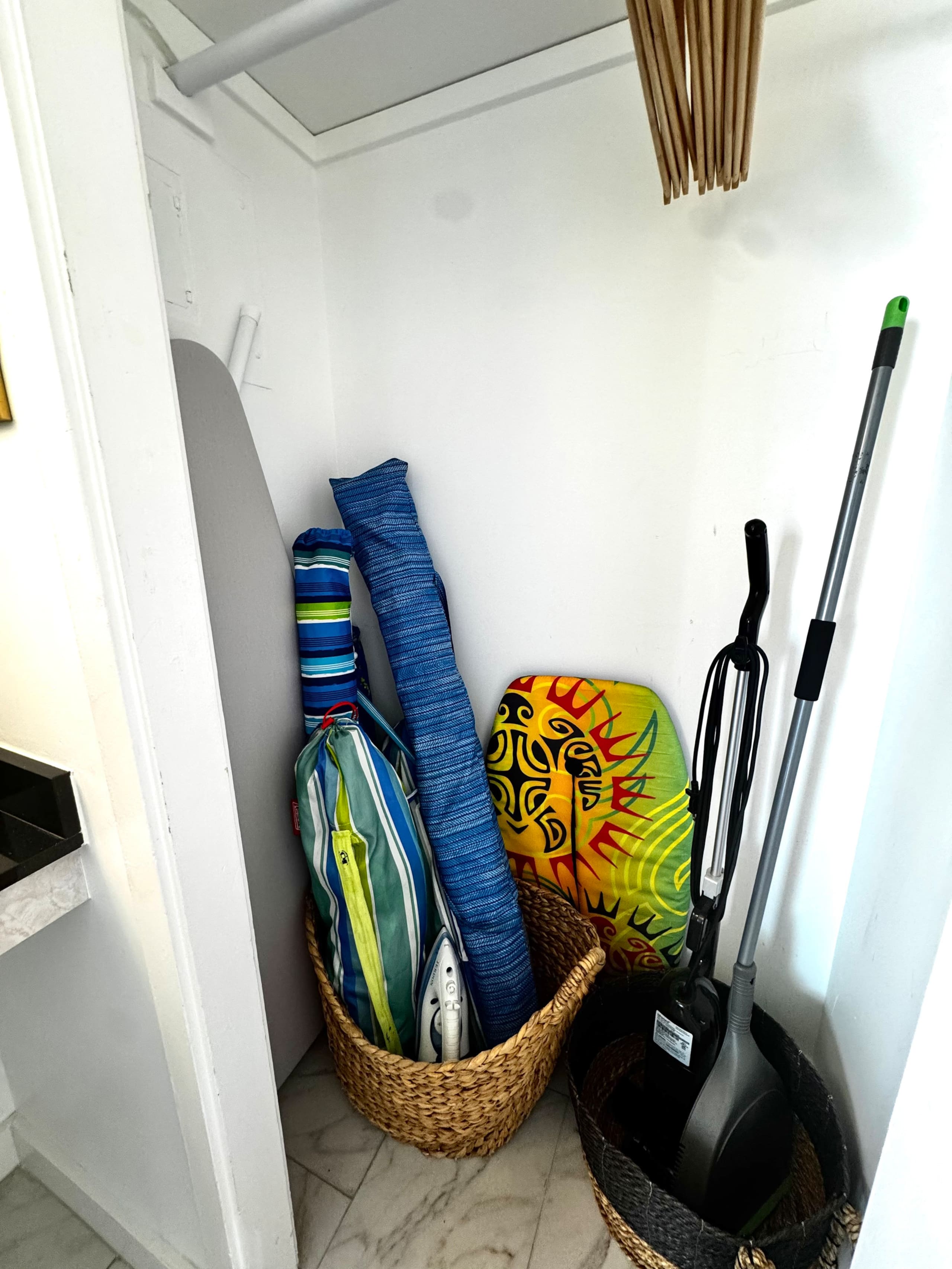 Condo in Honolulu · ★4.85 · 1 bedroom · 2 beds · 1 private bath - Image 12