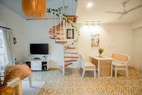 BOHObnb - 1BHK Penthouse with Terrace in Siolim