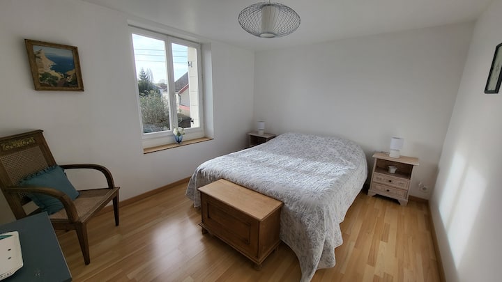 საძინებელი 1