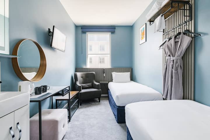 Borough Twin - London