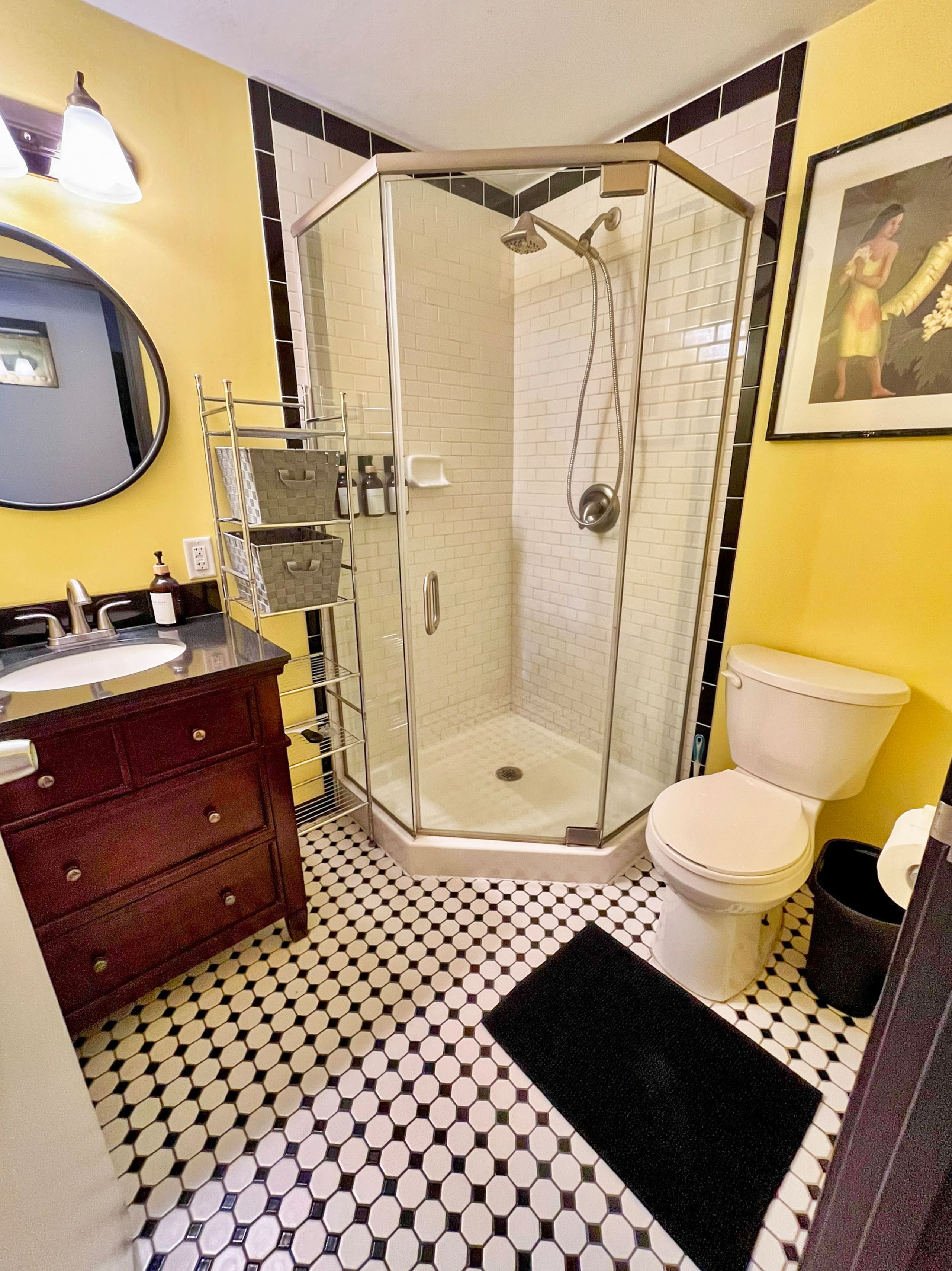 Condo in Kailua-Kona · ★4.88 · 2 bedrooms · 2 beds · 2 private baths - Image 8