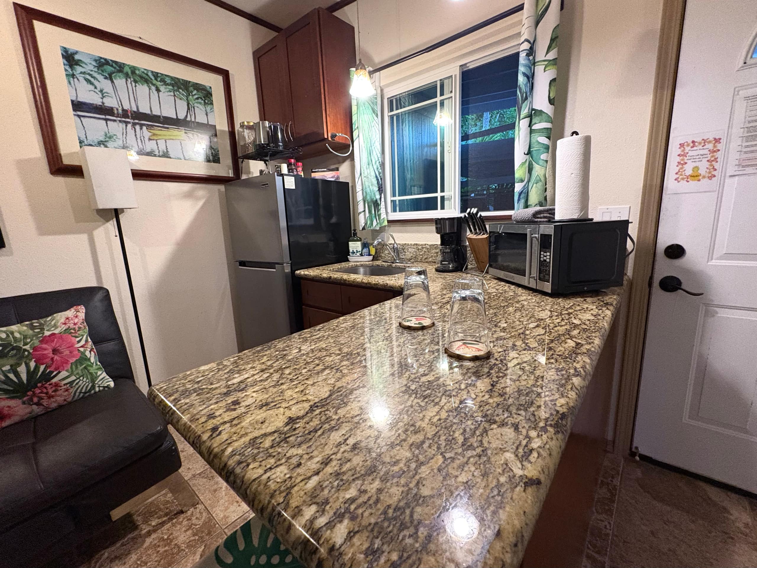Guesthouse in Hilo · ★4.88 · 1 bedroom · 2 beds · 1 private bath - Image 5
