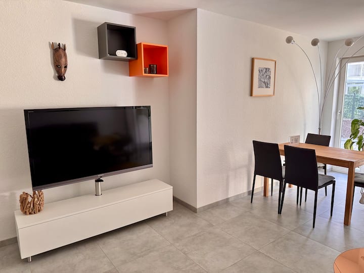 Erdgeschosswohnung Mit Terrasse - Wiesbaden