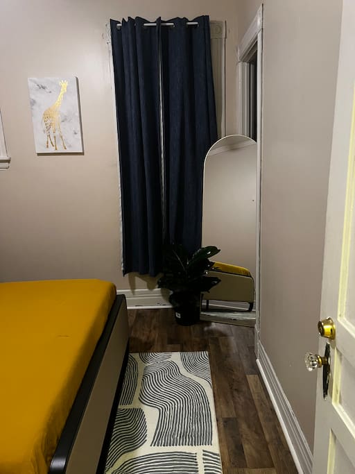 Airbnb Tiny Paradise Room