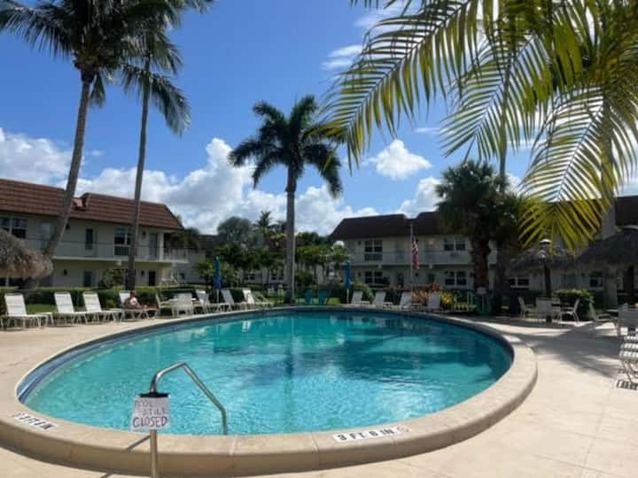 Cozy 1br Marco Island Condo - Marco Island, FL