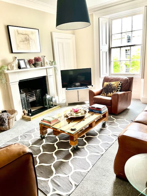 Central St Andrews 4 bedroom townhouse