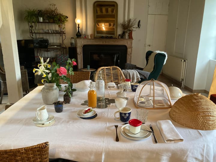 Chambre Agréable Dans Longère Idéalement Située - Vougeot