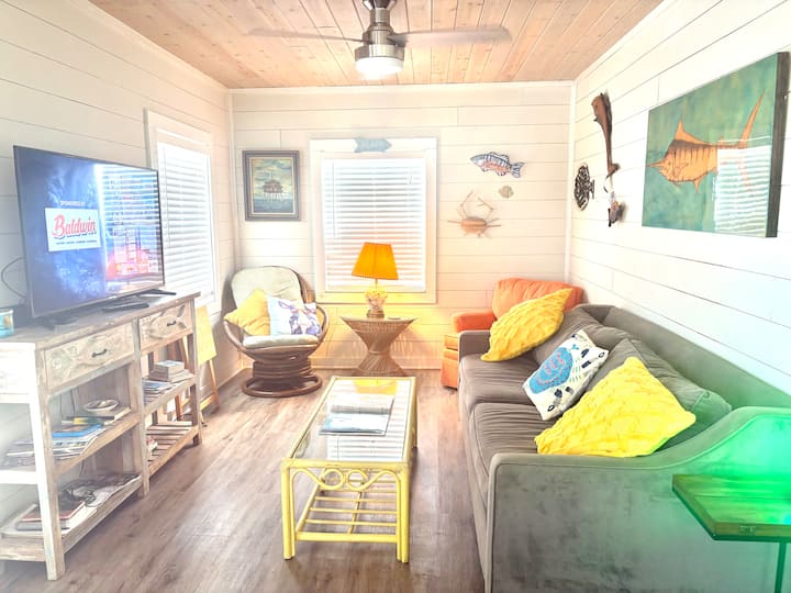 “Hidden Treasure” Waterfront Beach House! - Fort Morgan State Historic Site