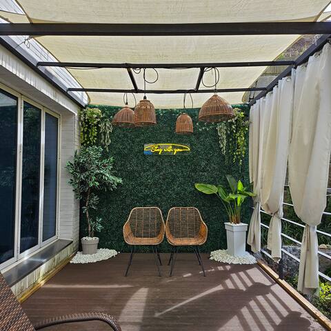 New construction/Free indoor heated pool/1.2-story spacious single-family home/January bomb discount