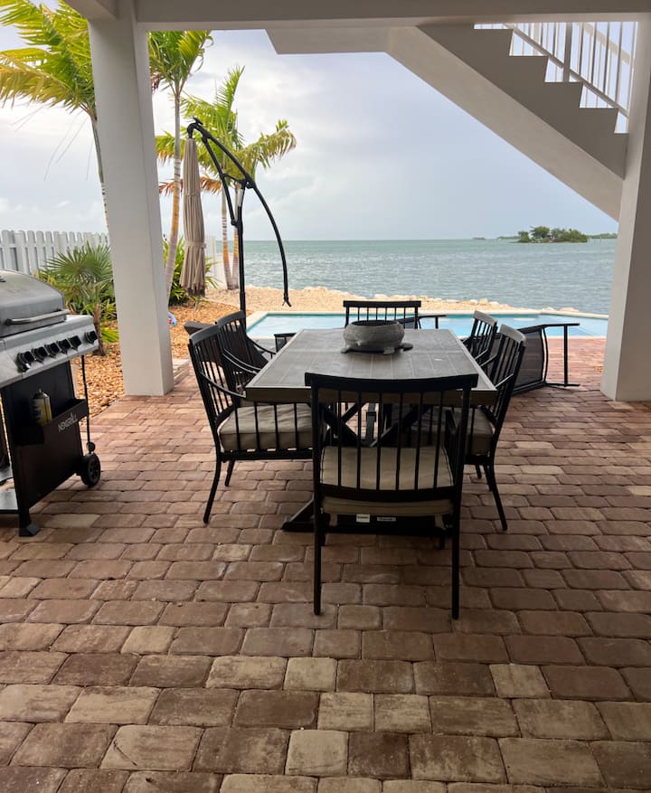 Salty Kisses Beach House - Houses for Rent in Marathon, Florida
