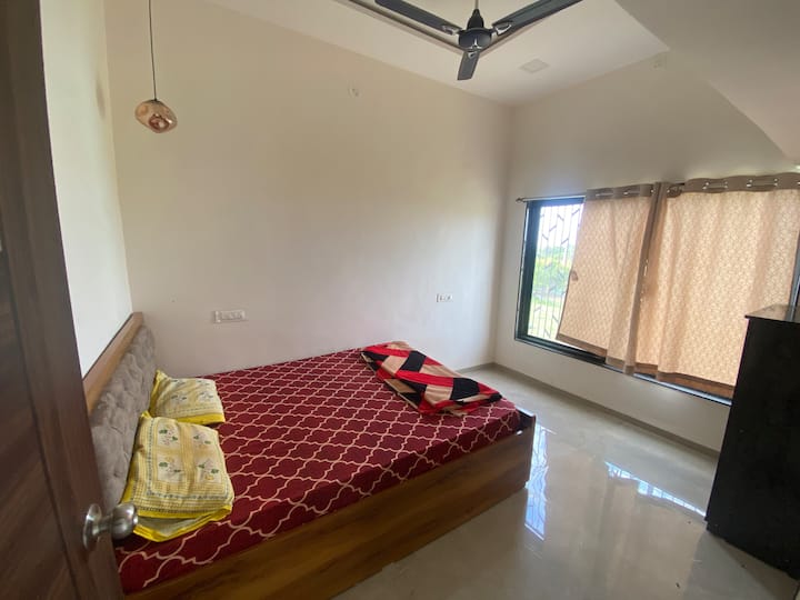 غرفة النوم 1