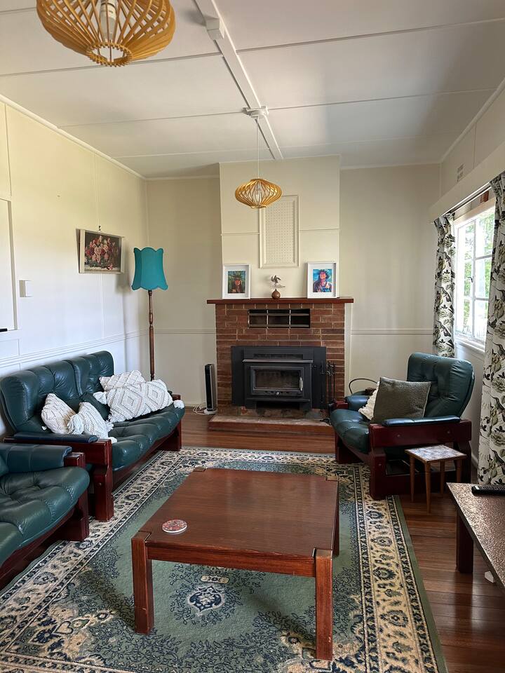 Miss Minty - Take A Walk Down Memory Lane - Narooma