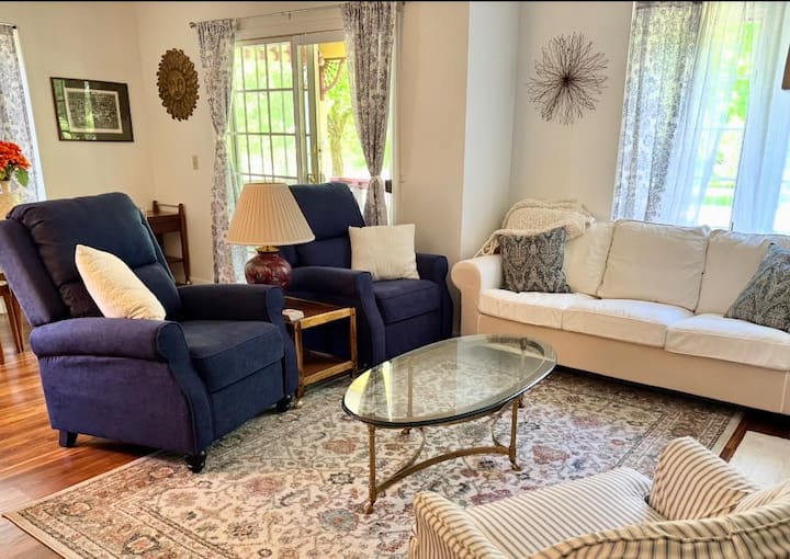 Four-season Condo In Historic Lakeside Chautauqua - Chautauqua, NY