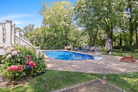 Bird Watcher’s Retreat + Pool Opens Memorial Day