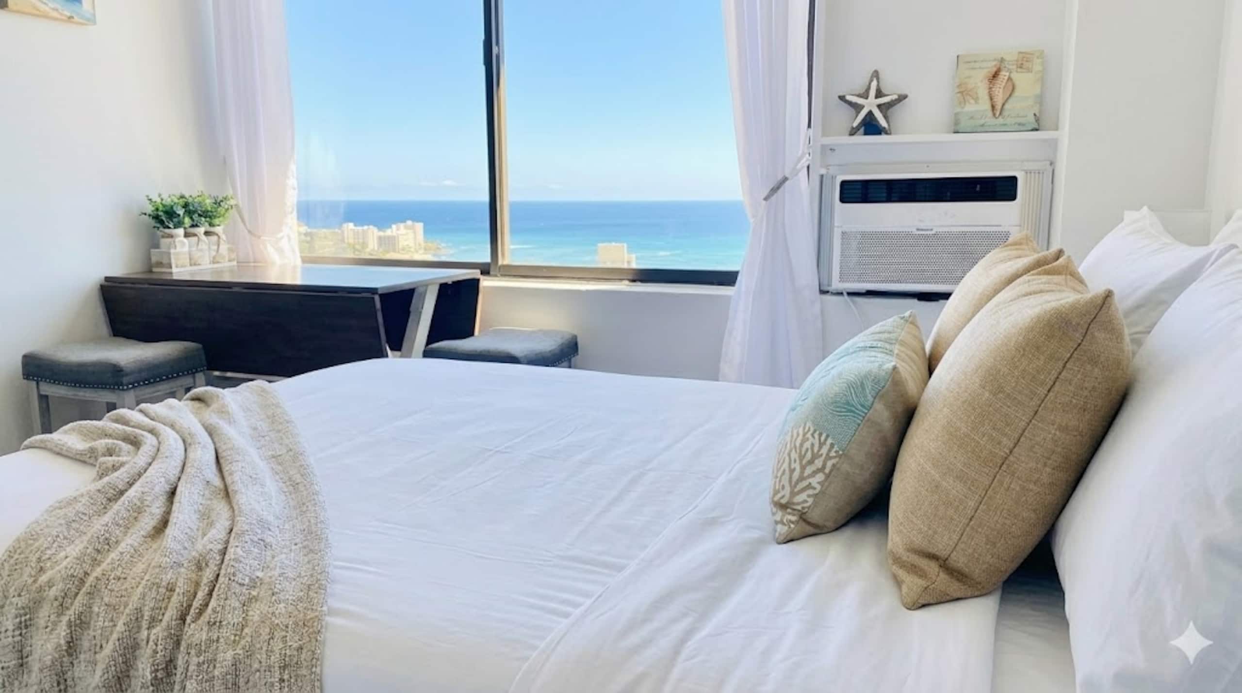 Condo in Honolulu · ★4.83 · 1 bedroom · 1 bed · 1 private bath - Image 6
