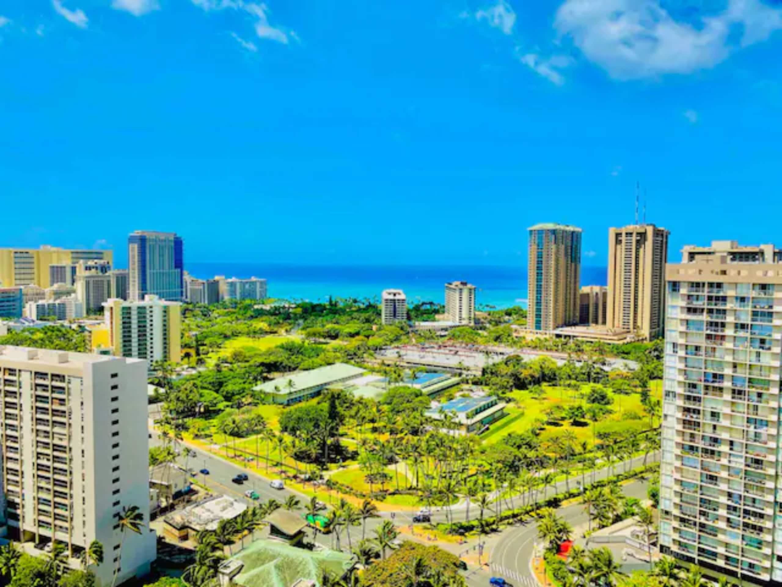 Condo in Honolulu · ★4.83 · 1 bedroom · 1 bed · 1 private bath - Image 5