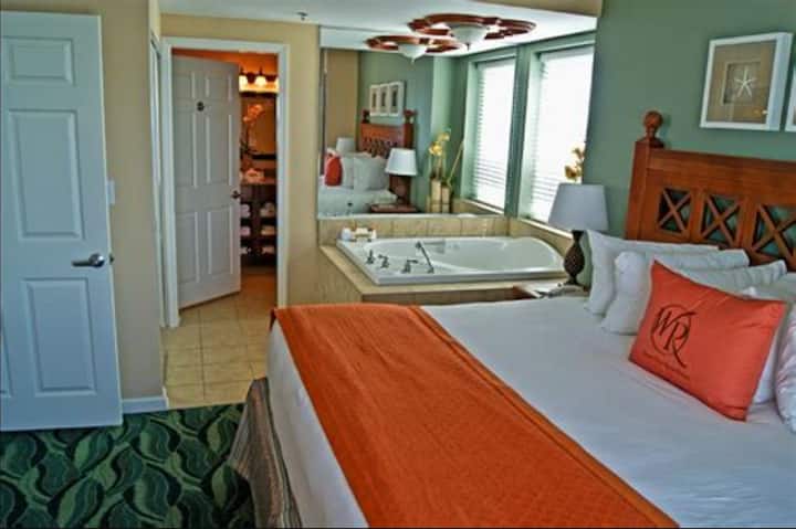 Myrtle Beach Deluxe 1 Bed Oceanview With Kitchen - Myrtle Beach, SC