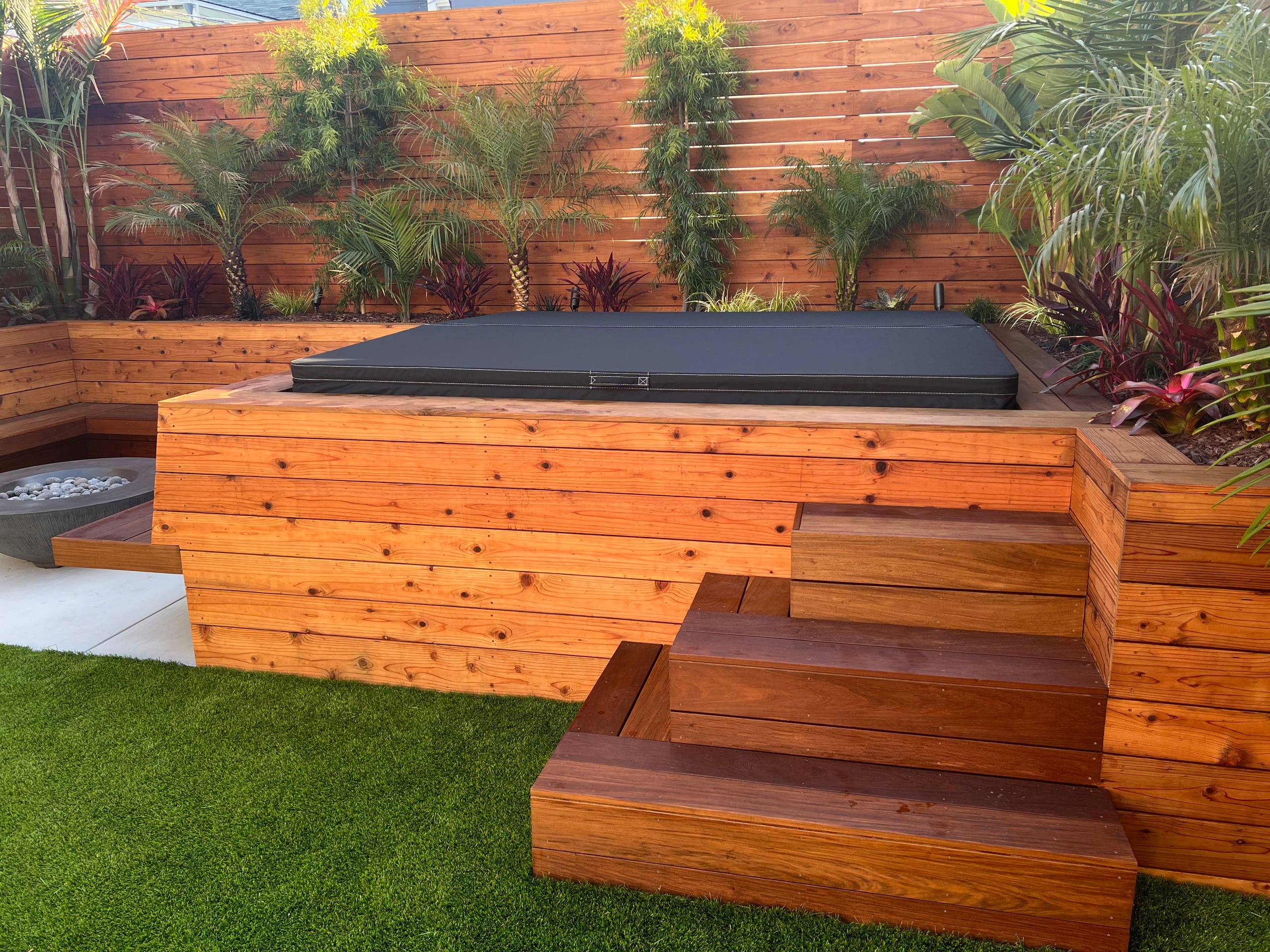 Modern Studio in SF with Luxury Backyard - Image 13