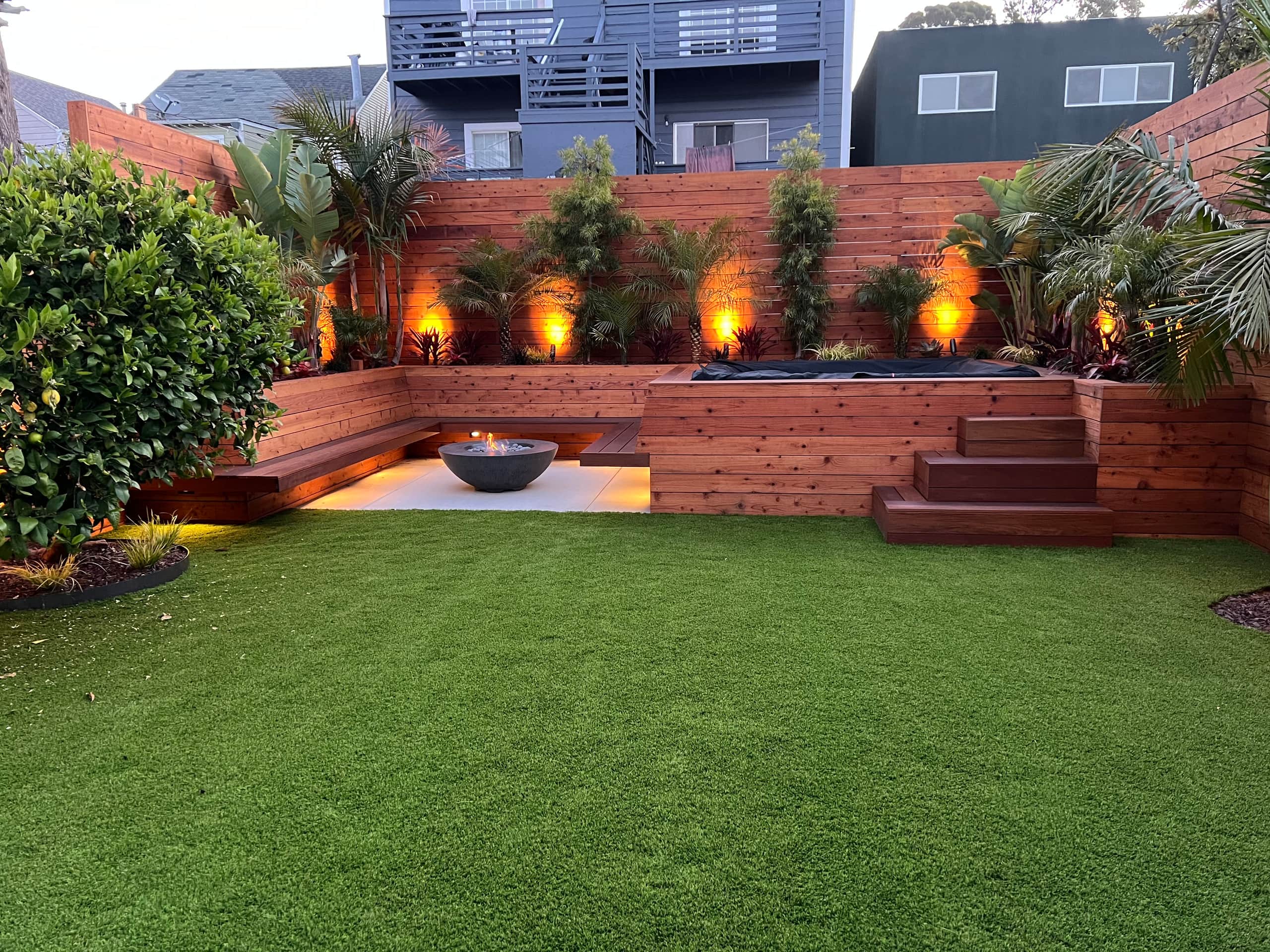 Modern Studio in SF with Luxury Backyard - Image 12