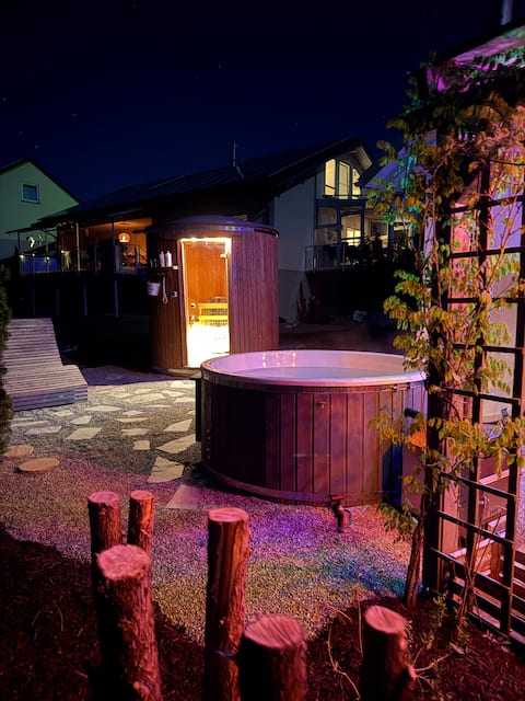 cozy apartment with whirlpool and sauna