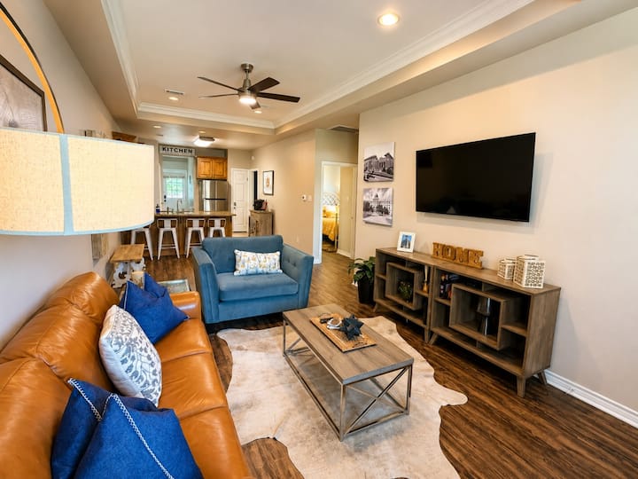 Varsity Vacay ~ Centrally Located Aggieland Escape! - Bryan, TX