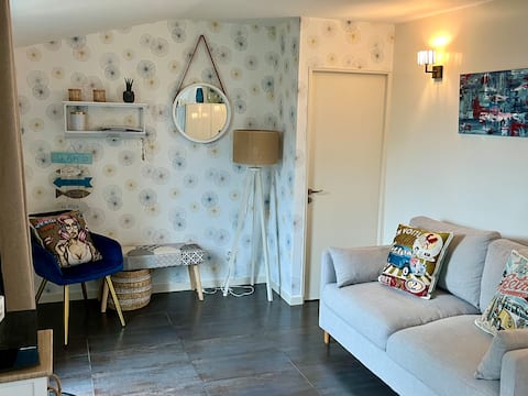 Top performing Airbnb: Charming contemporary house, La Pironnière, 3* in Les Sables D'olonne
