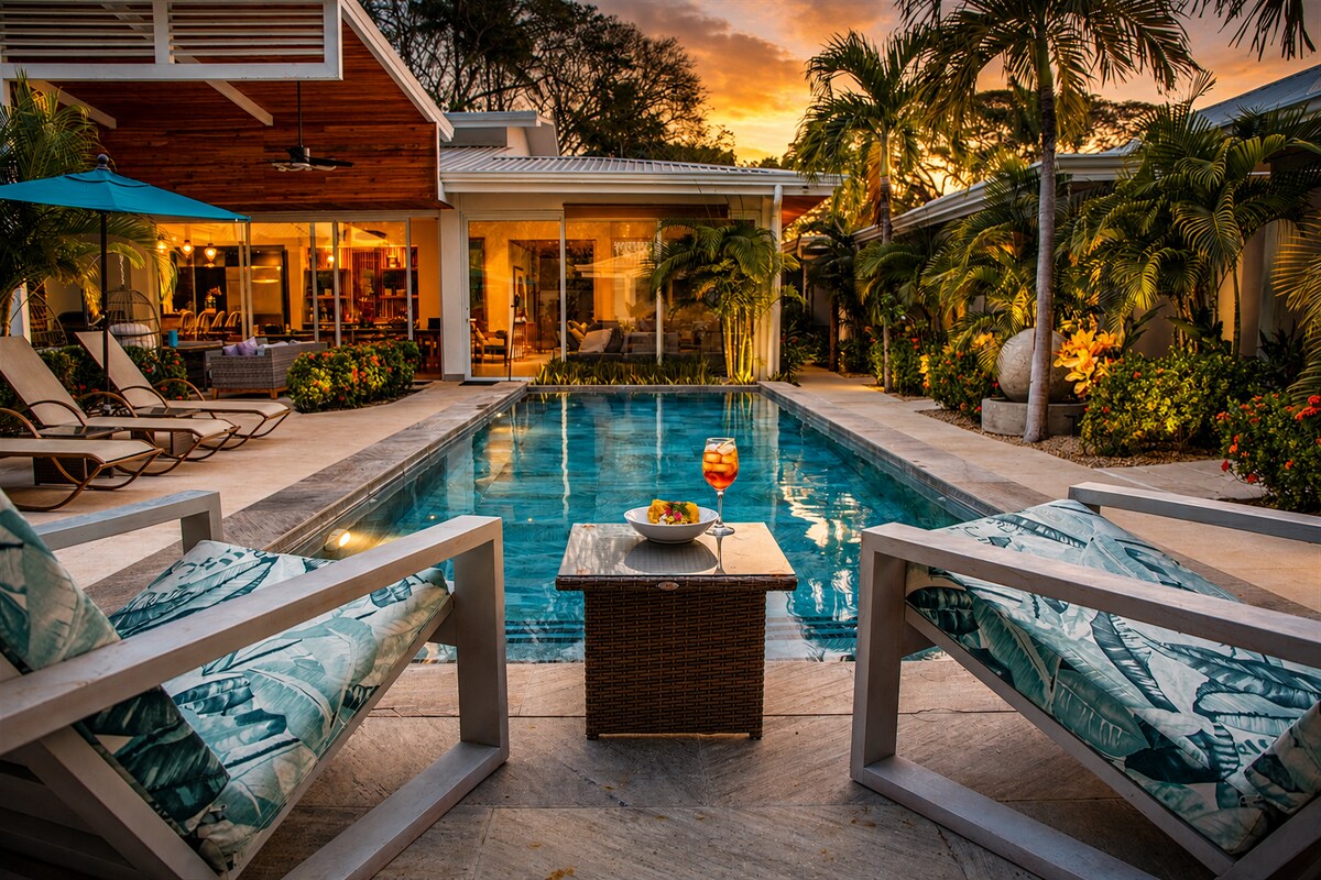 Exclusive Retreat's 9 Room Private Resort Villa - Villas for Rent in Potrero, Provincia de Guanacaste, Costa Rica - Image 1