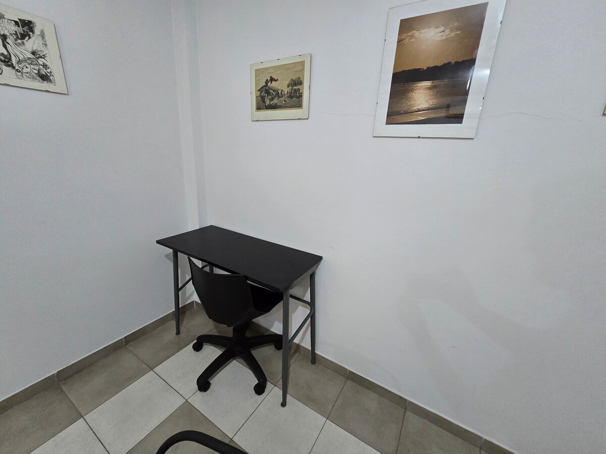 Apartamento de 1 quarto em Morón, com dois níveis