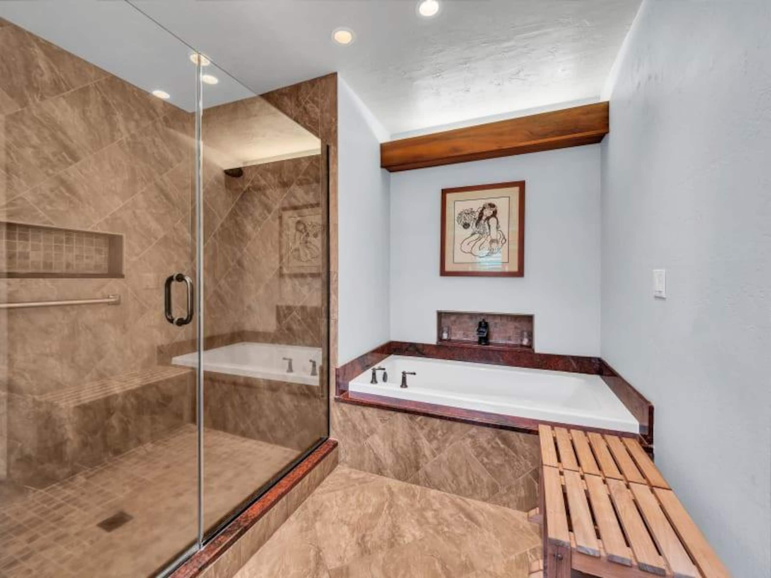 Condo in Kailua-Kona · ★4.72 · 2 bedrooms · 3 beds · 2 baths - Image 35