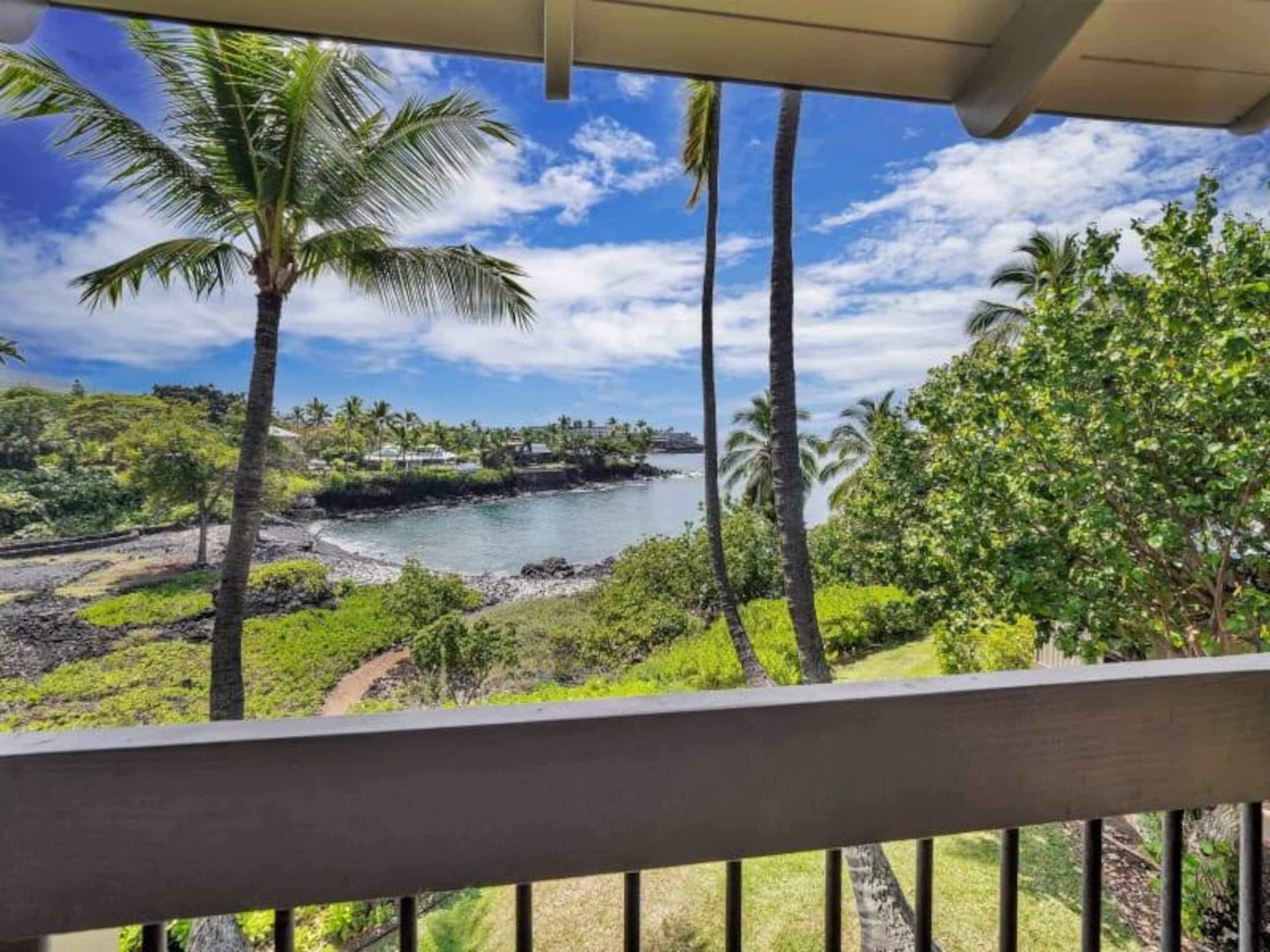 Condo in Kailua-Kona · ★4.72 · 2 bedrooms · 3 beds · 2 baths - Image 2
