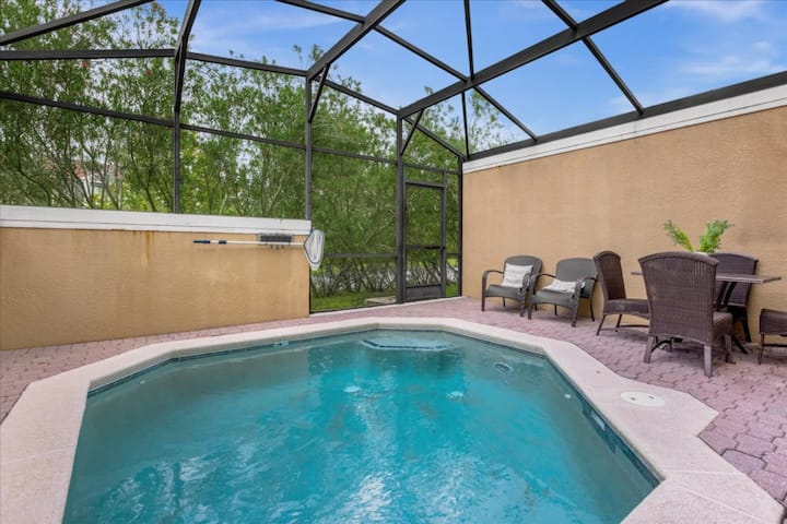 3 Bedroom/ 3 Bathroom Encantada Resort (8515 Bl) - Lake Buena Vista, FL