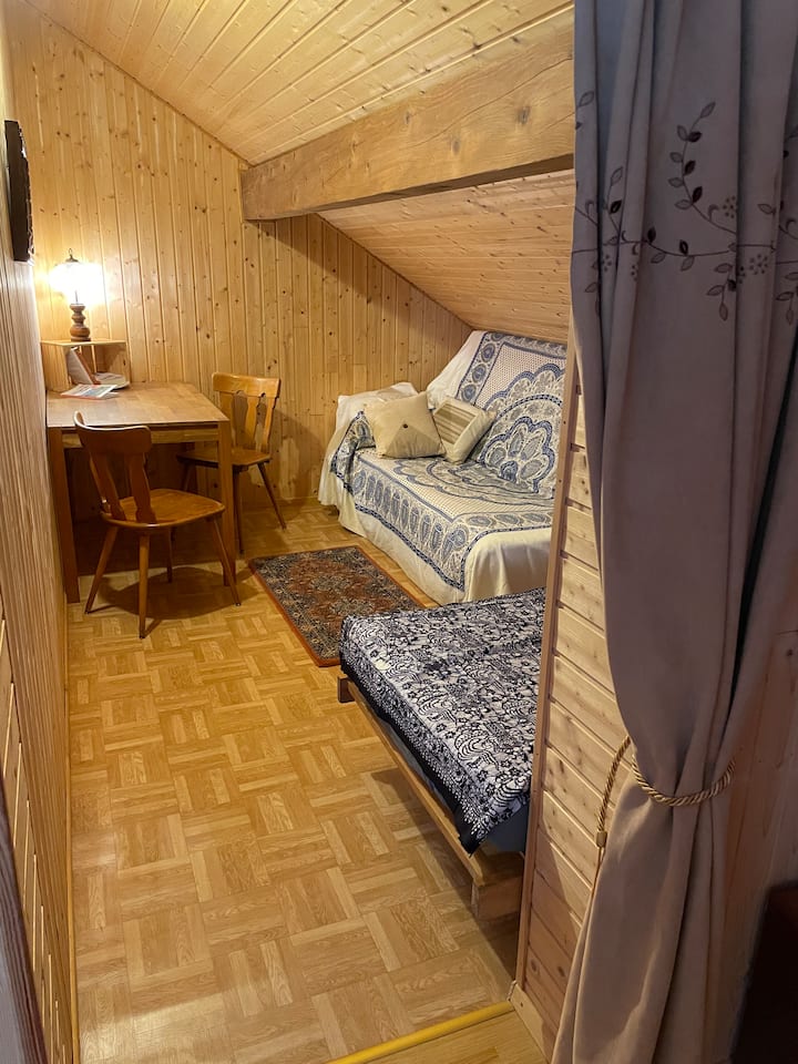 Dhomë gjumi 2
