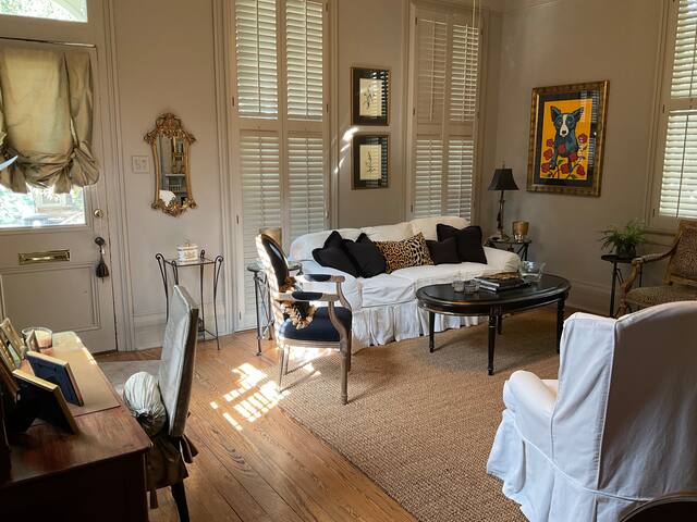 New Orleans Uptown Cottage(23-NSTR-16757) gallery image 4