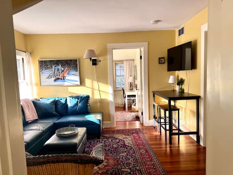 Top Airbnb: Sunny 2-Bdrm Apartment at the Barred Owl Retreat in Worcester