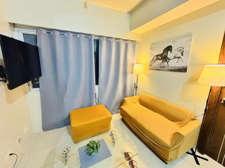 Newly Renovated !

Clean, Convenient 3br, 2ba - Taguig
