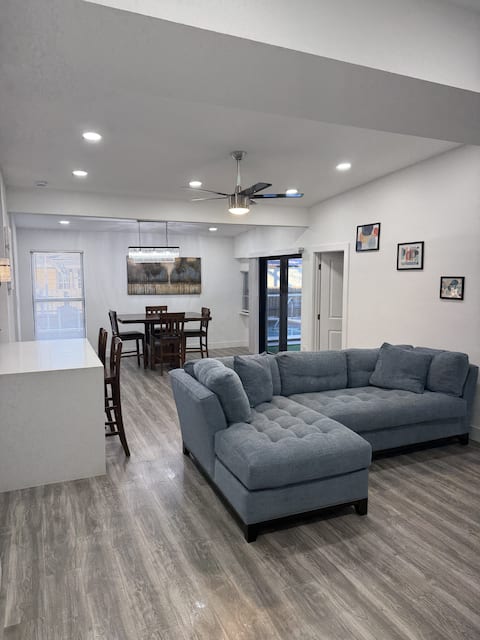 Top Airbnb: Spacious 5BR Pool Home | Sleeps 10+ | Central in Port Charlotte