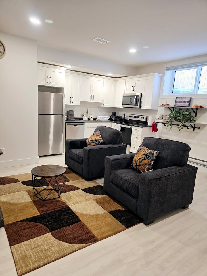 Brand New, Fully Furnished 1 Bed Basement-suite - Saskatoon