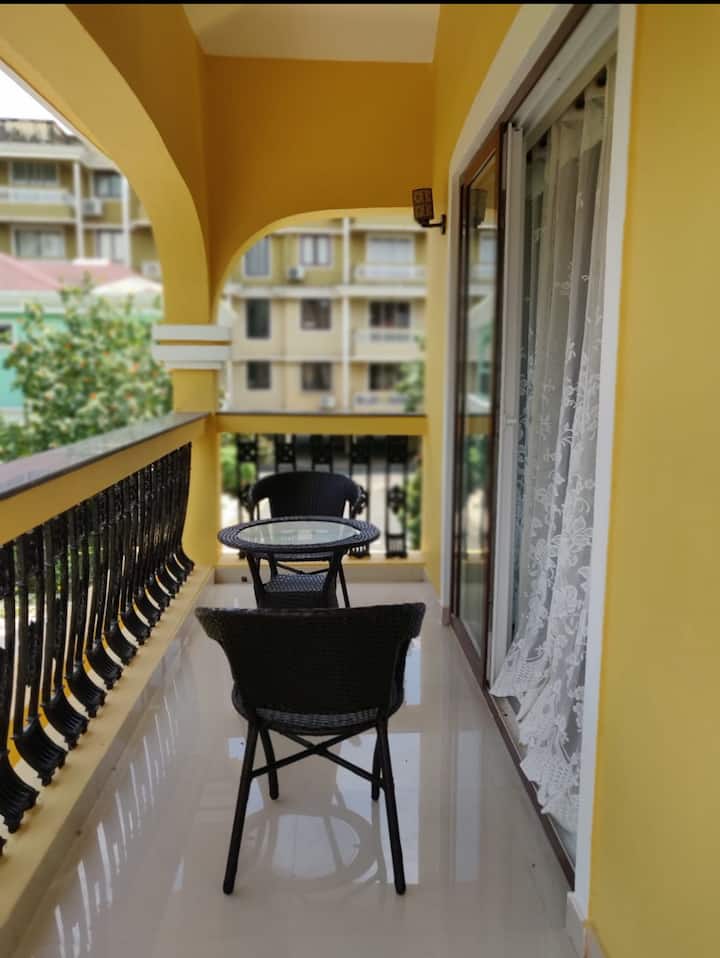 Balcony image 1