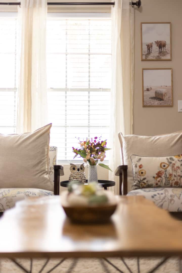 Cozy Condo Mins From Glendale Hotspots & Stadium - Peoria, AZ