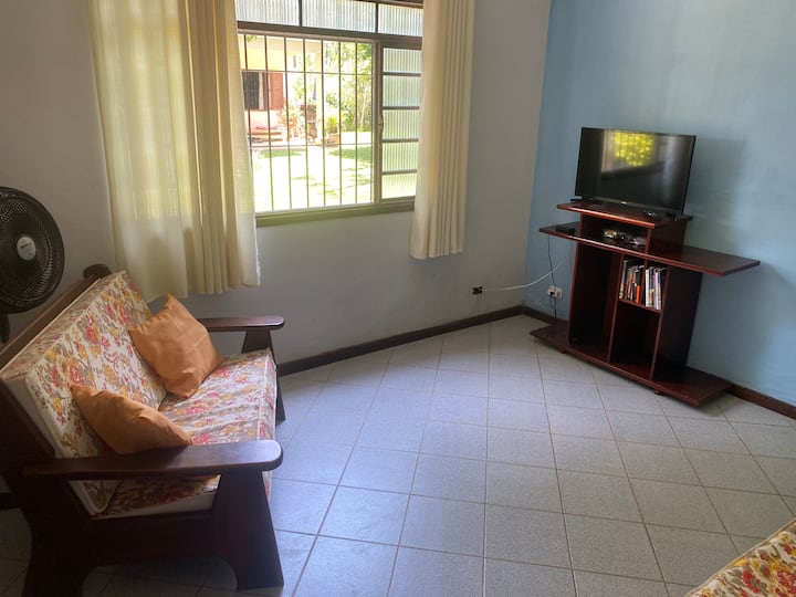 Chácara Familiar  Com Conforto, Piscina E  Wi-fi - São José dos Campos