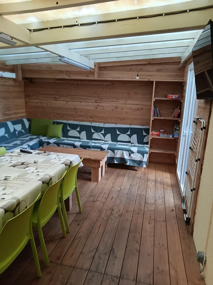 მისაღები ოთახი