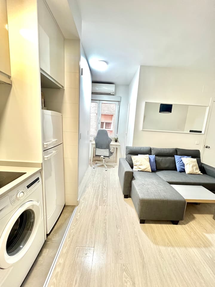 Elegante Loft 5 En Castellana - Estación de Cantoblanco - Madrid