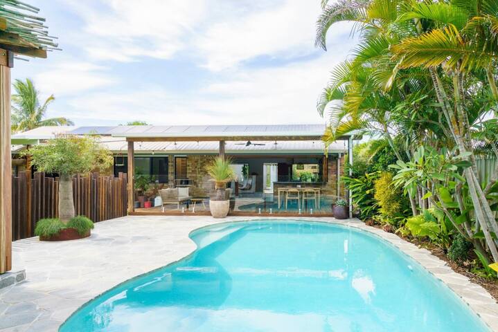 Sunrise Beach Retreat gallery image 3